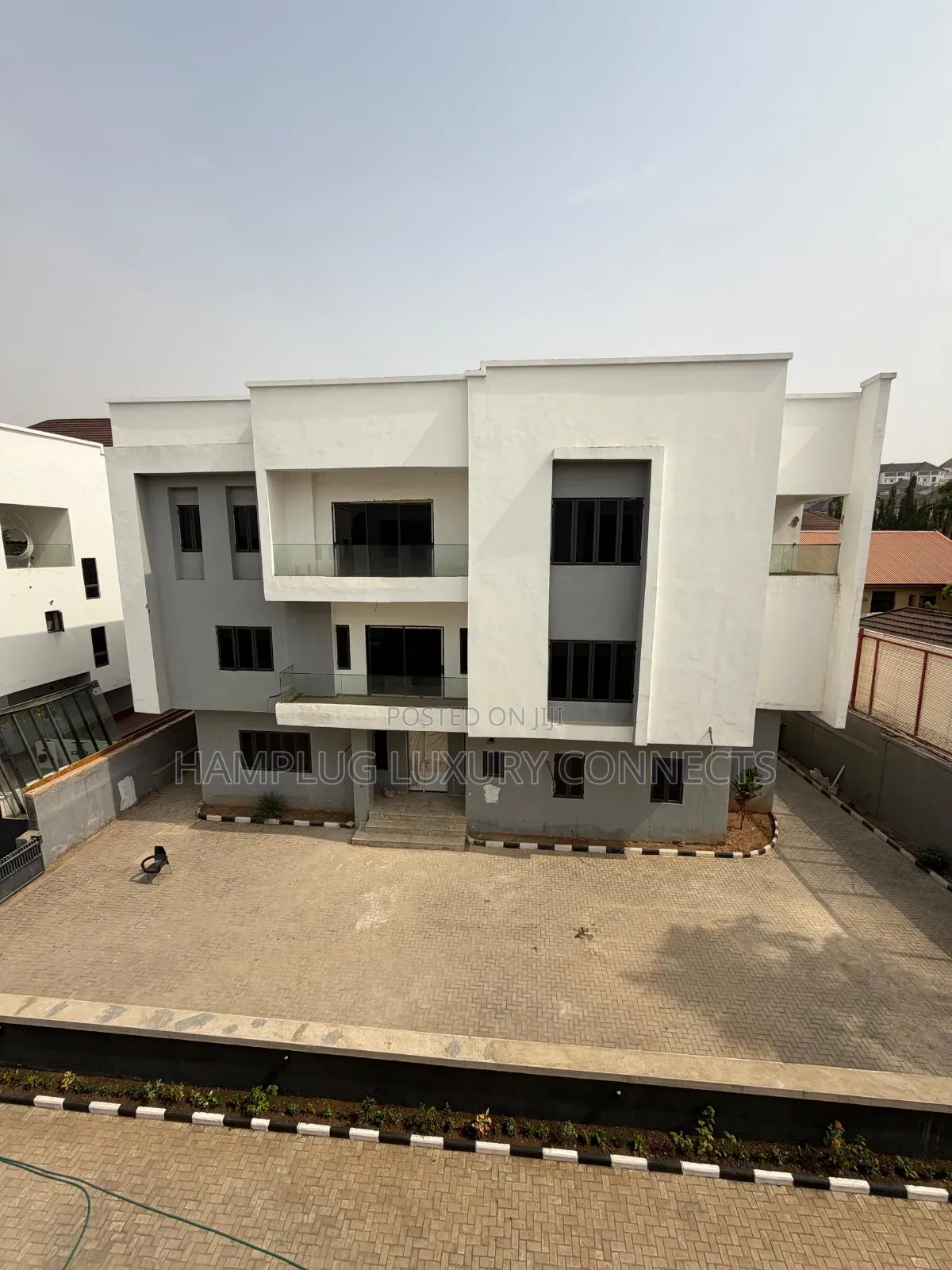 7bdrm Duplex in Asokoro for sale in Asokoro