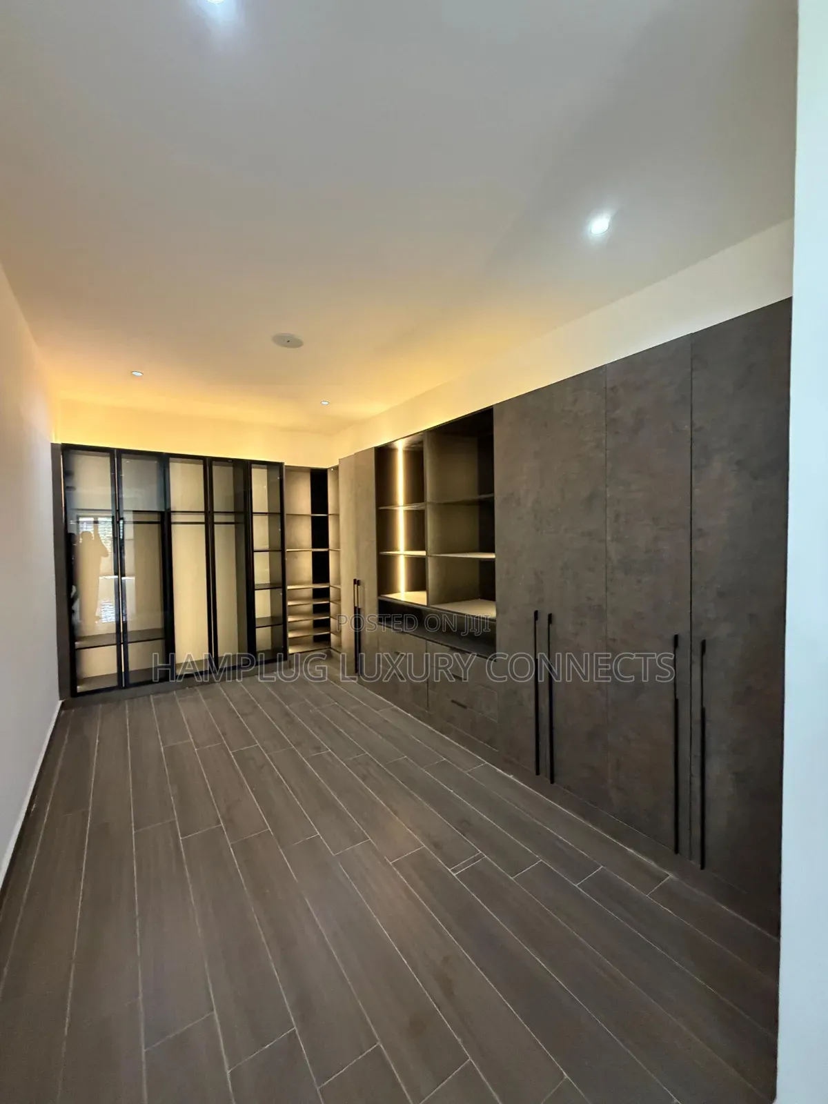 7bdrm Duplex in Asokoro for sale in Asokoro