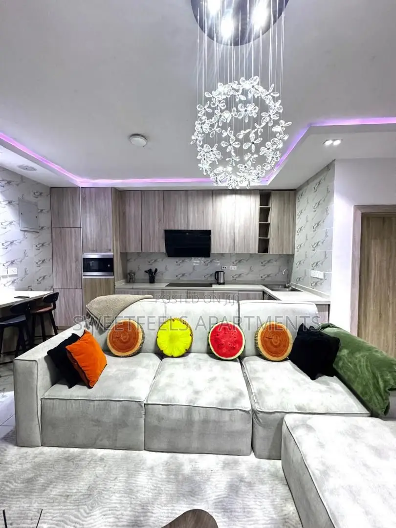 Cozy 2 Bedroom Apartment With Ps5, Gym, Swimming Pool in Lekki Expressway