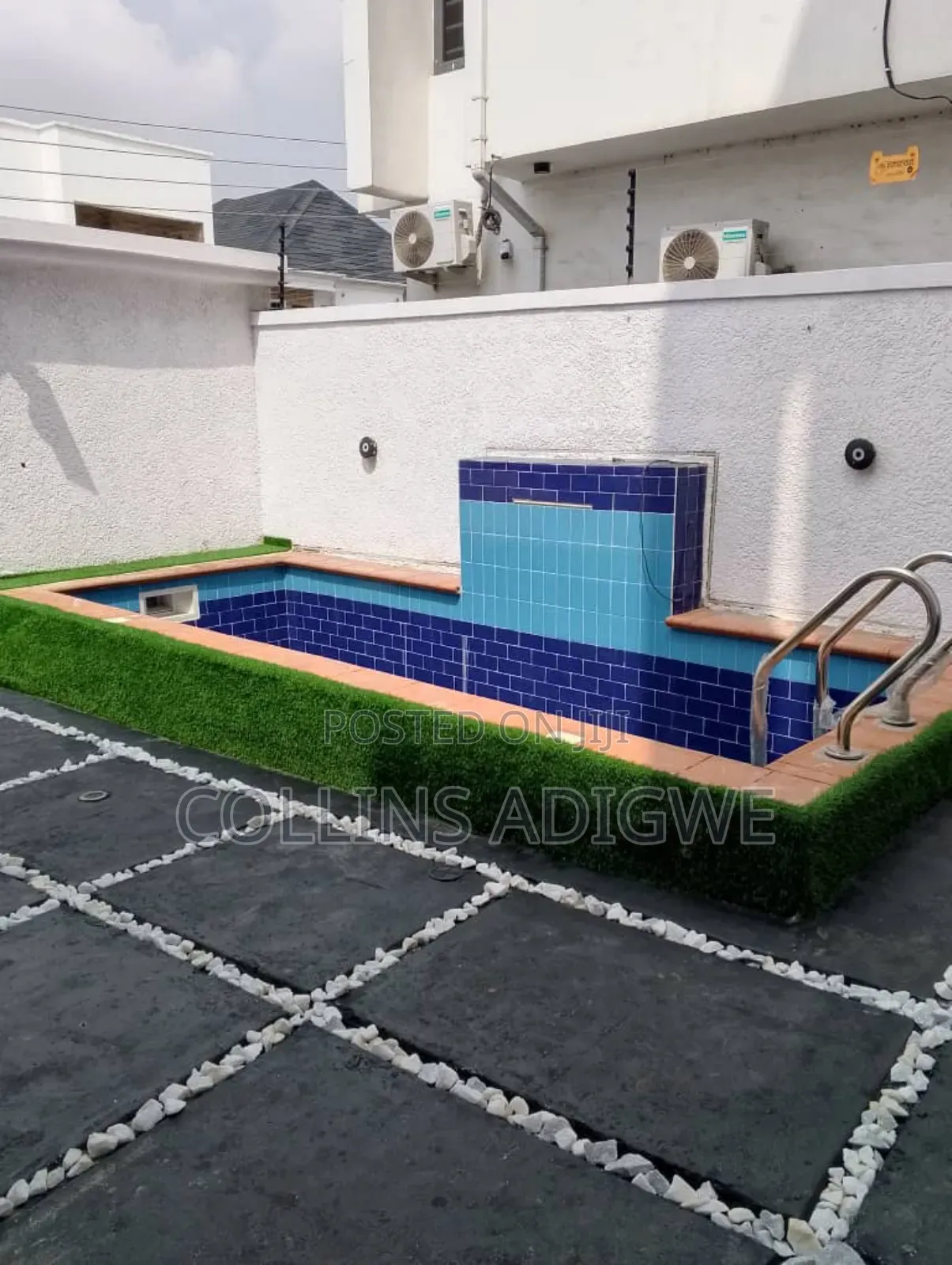 5bdrm Duplex in Before Round About, Chevron for sale in Chevron