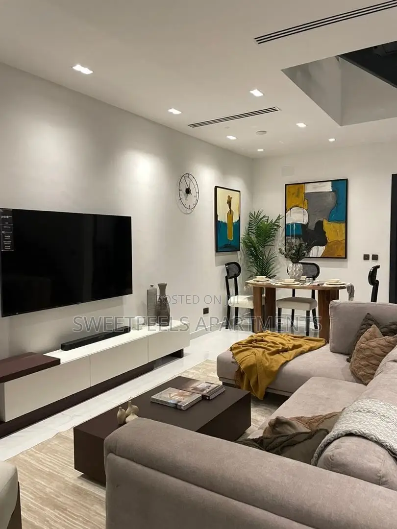 Luxurious 2 Bedroom Maisonette With Swimming Pool, Gym, Ps5 in Lekki Phase 1