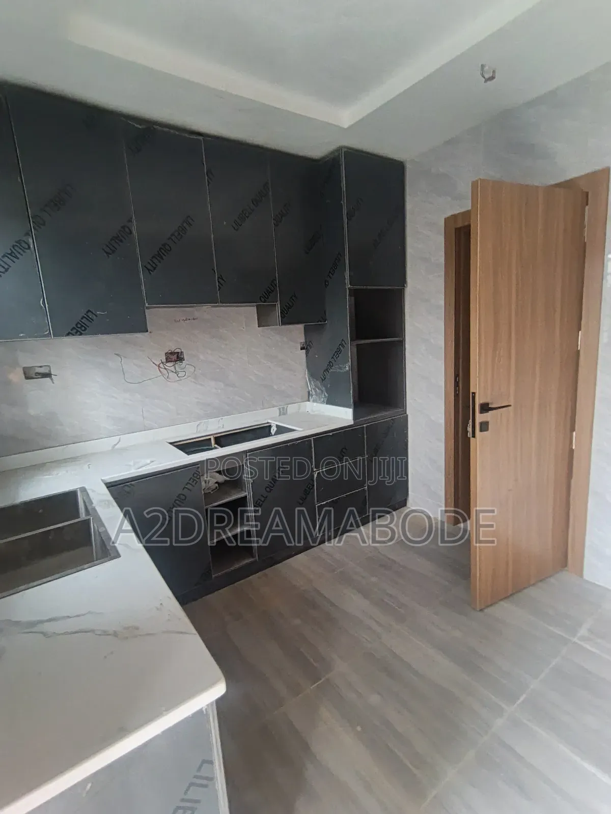 3bdrm Apartment in Magodo Phase 2 for rent in Magodo