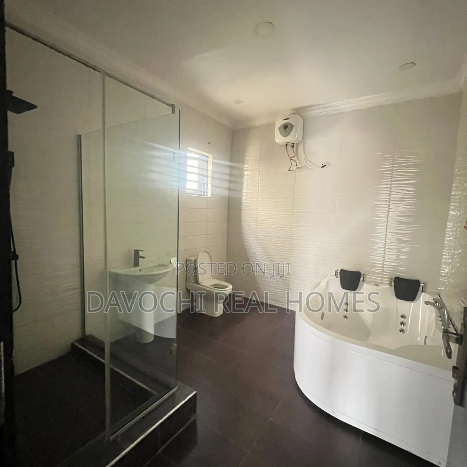 5bdrm Duplex in Ikota, Lekki for rent in Lekki