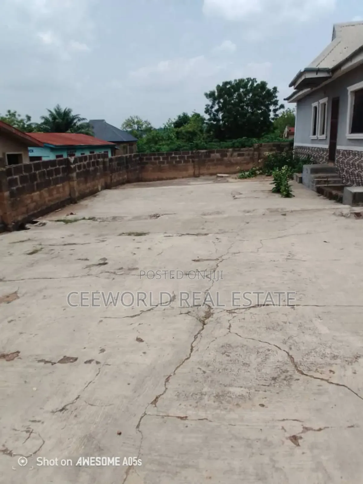 4bdrm Bungalow in Bcj Apata for sale in Apata
