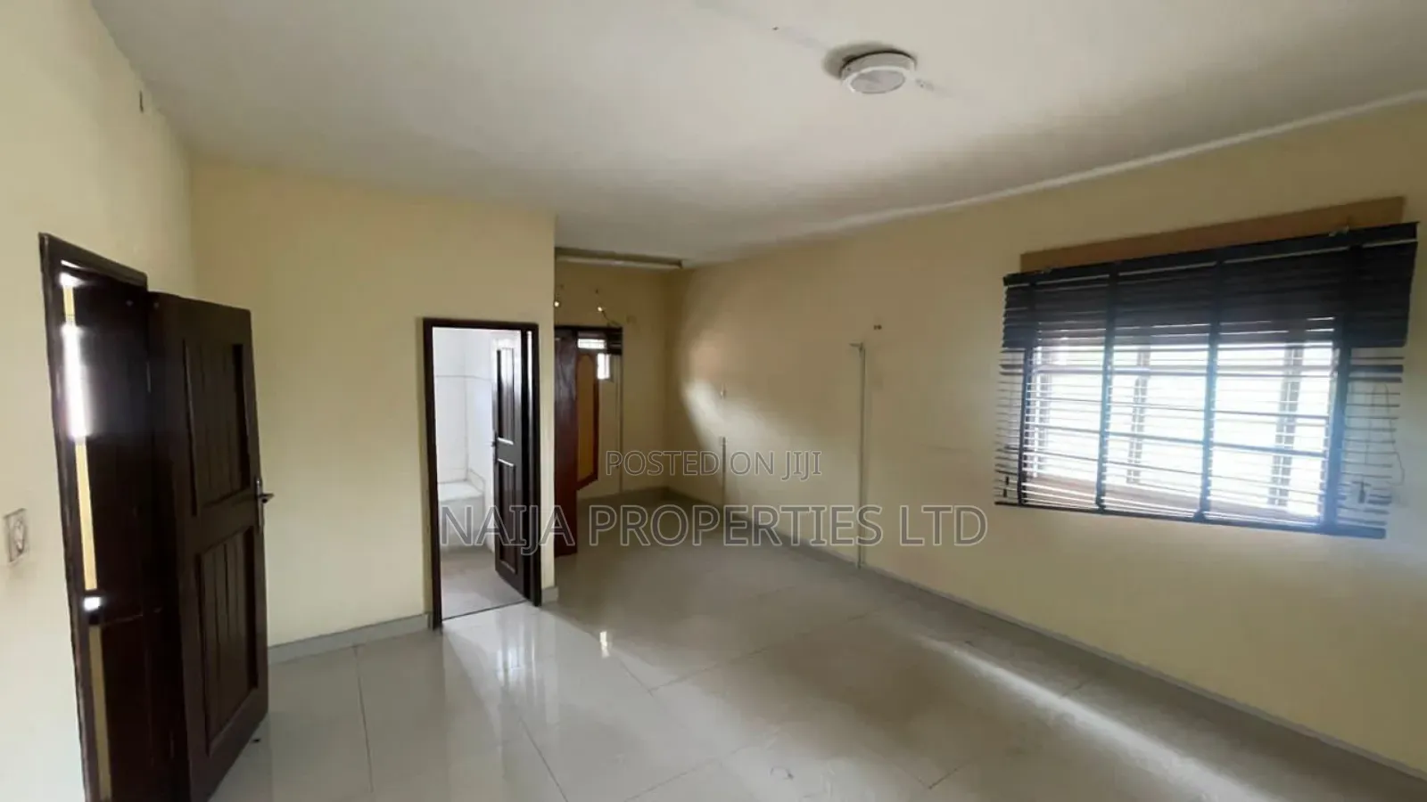 4 Bedroom Duplex at Dolphin Estate, Ikoyi for Office Use in Ikoyi