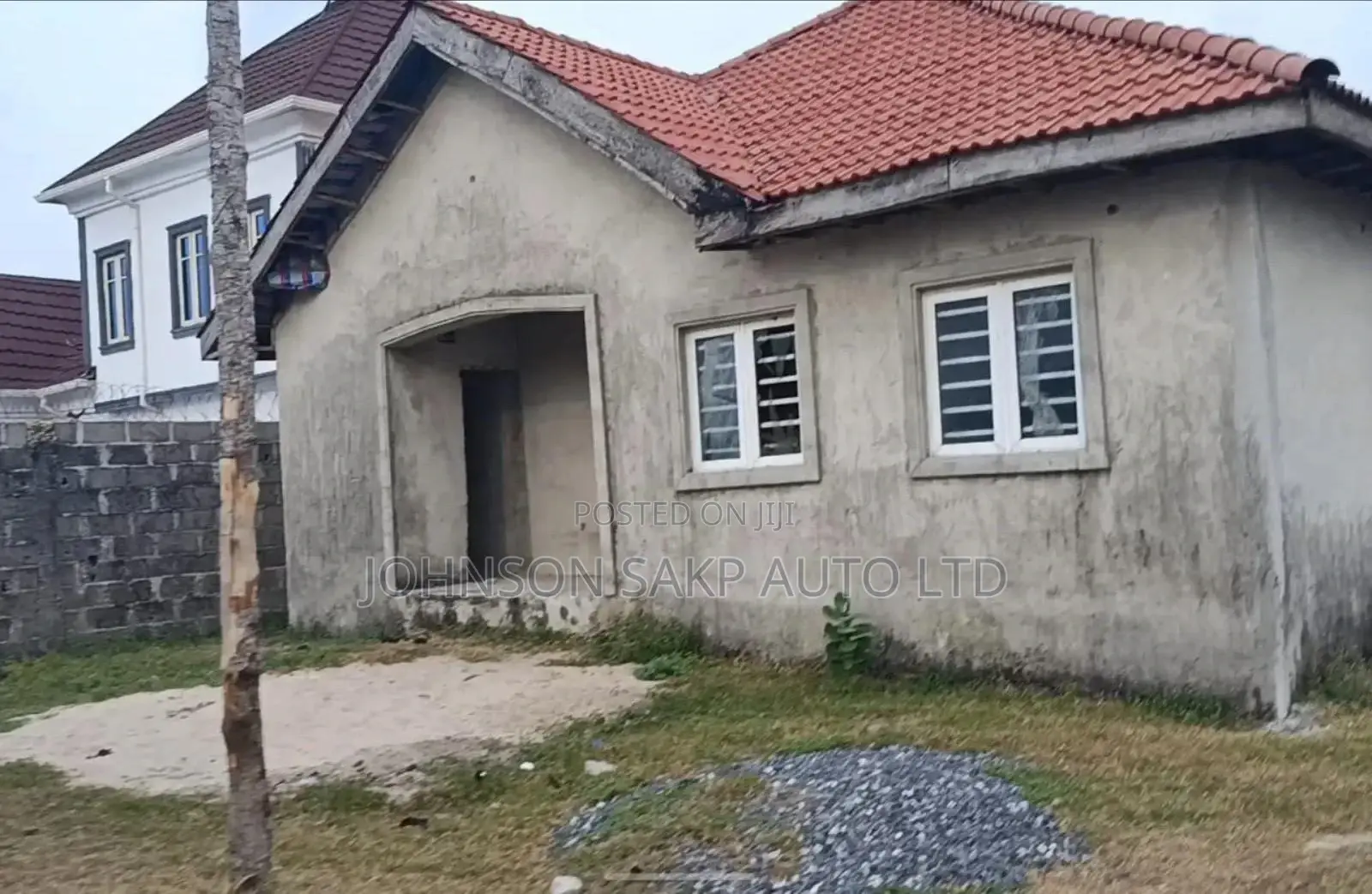 3bdrm Bungalow in Beside Ricca Beach for sale in Eleko