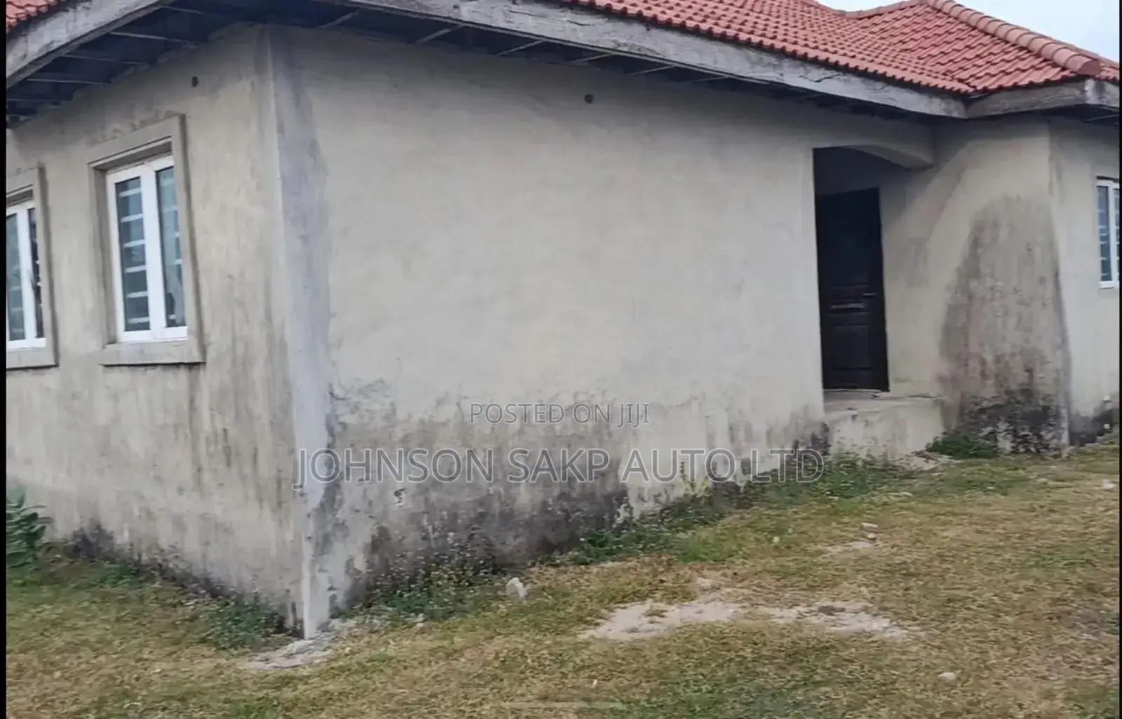 3bdrm Bungalow in Beside Ricca Beach for sale in Eleko