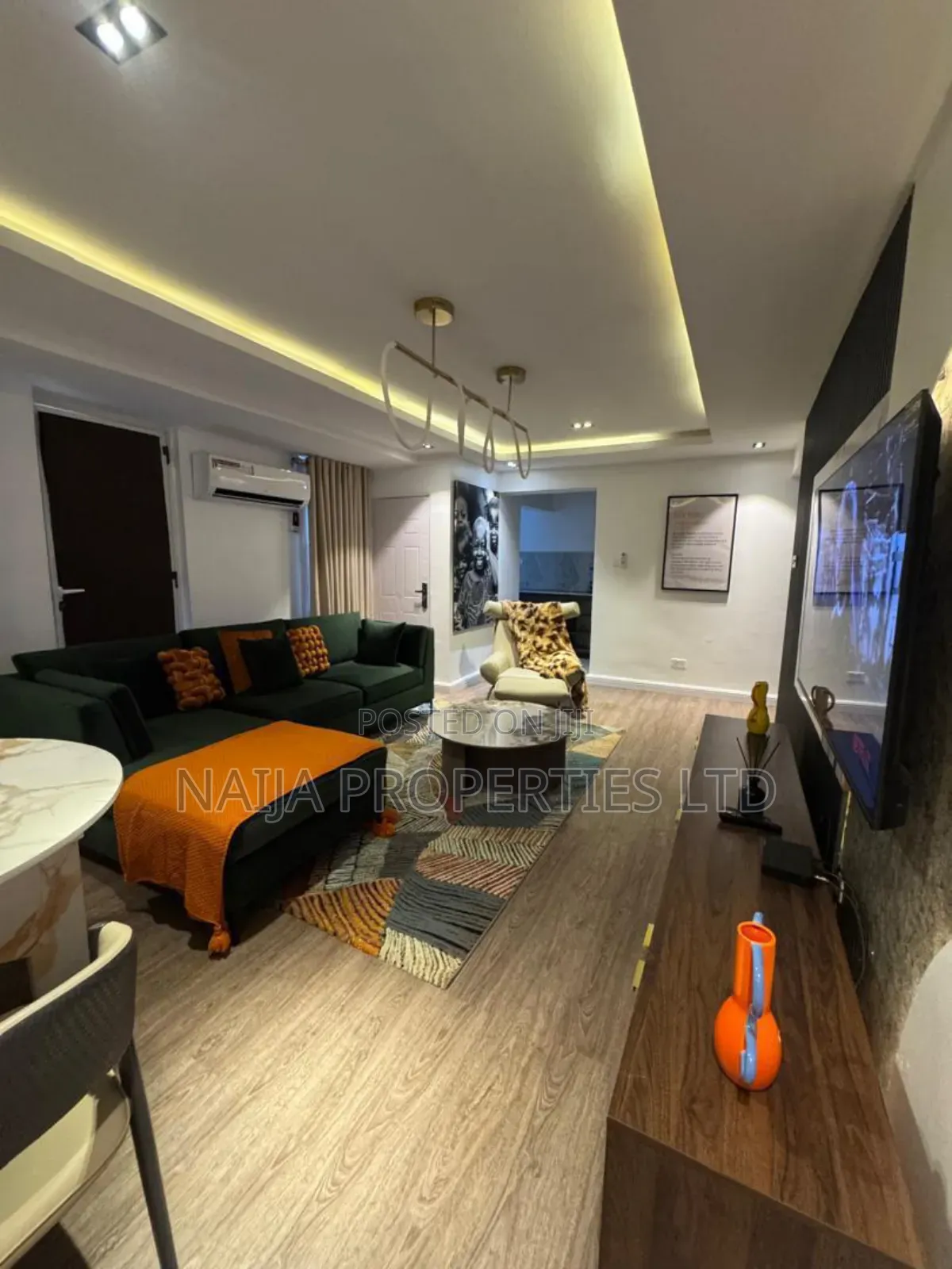 Furnished 3bdrm Apartment in Off Admiralty Way, Lekki Phase 1 for rent in Lekki Phase 1