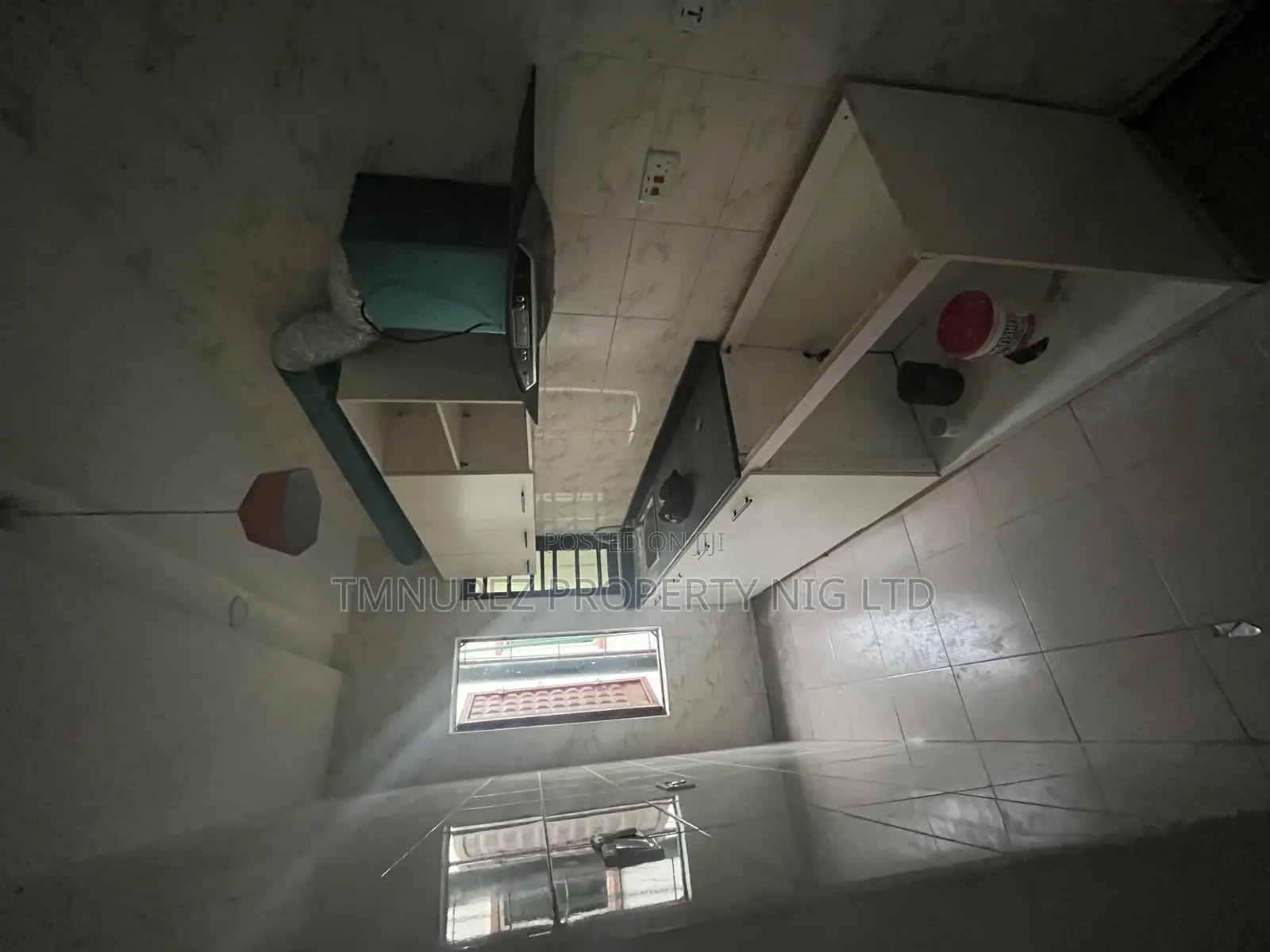 2bdrm Apartment in Ologolo, Lekki for rent in Lekki