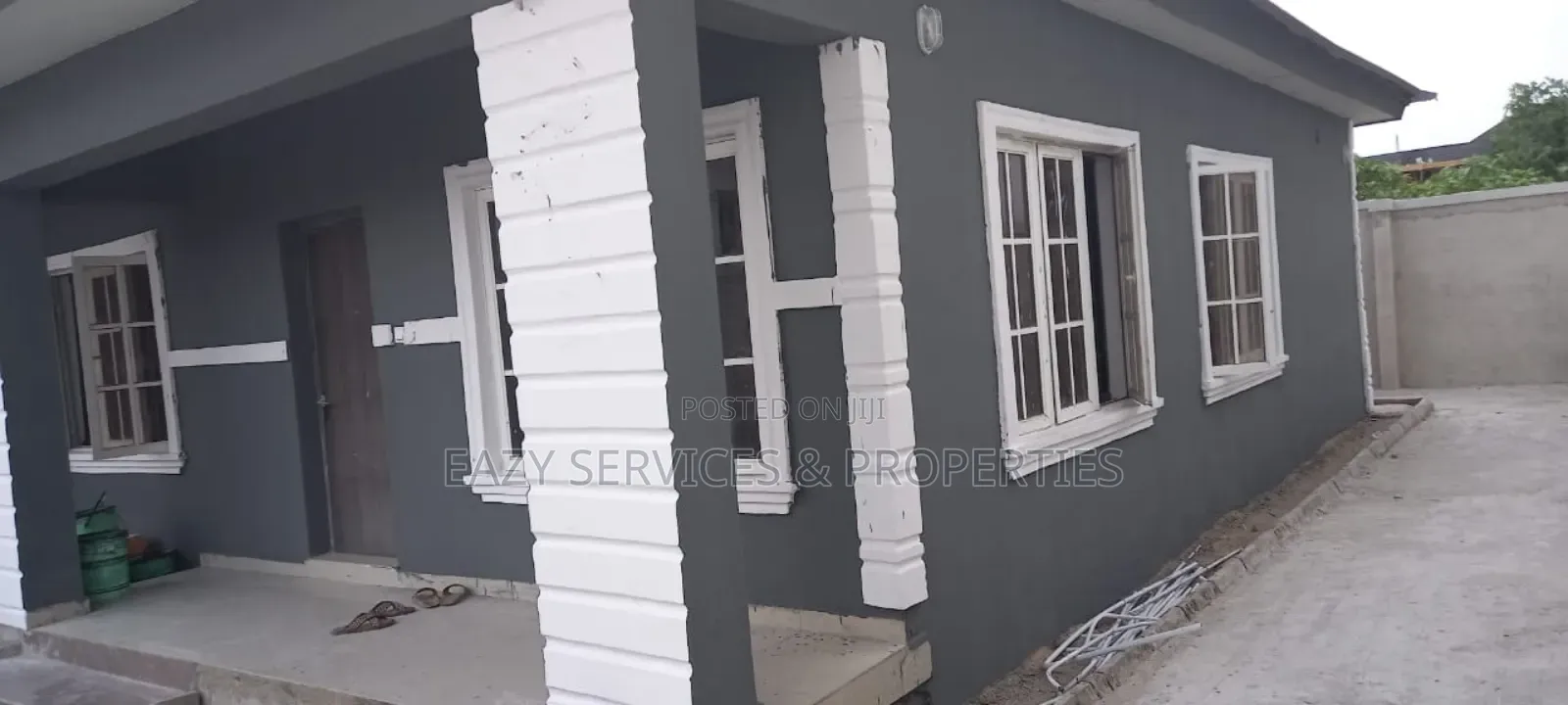 3bdrm Block of Flats in Gated And Secured, Ajah for sale in Ajah
