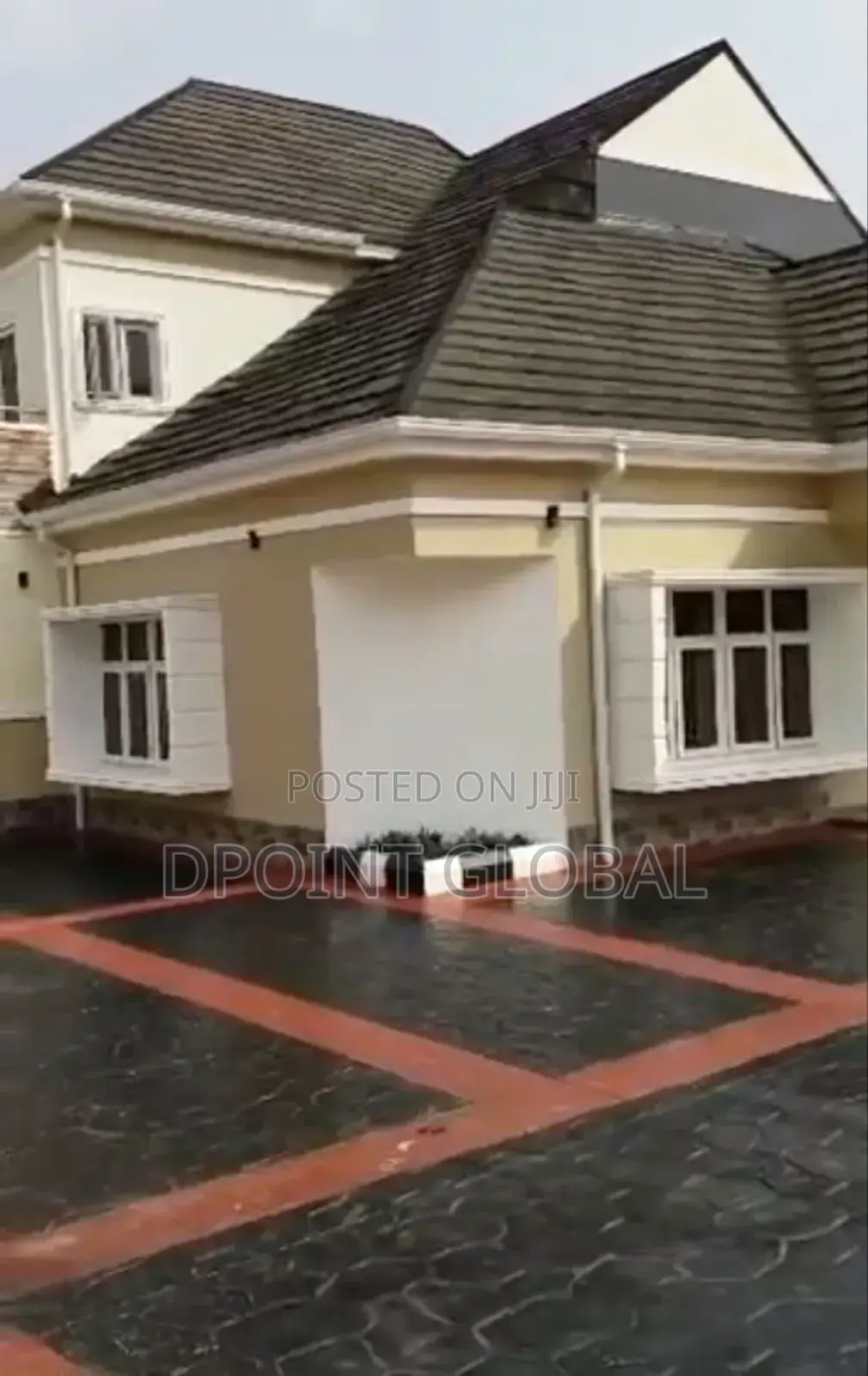 4bdrm Bungalow in Unilag Estate, Magodo for sale in Magodo