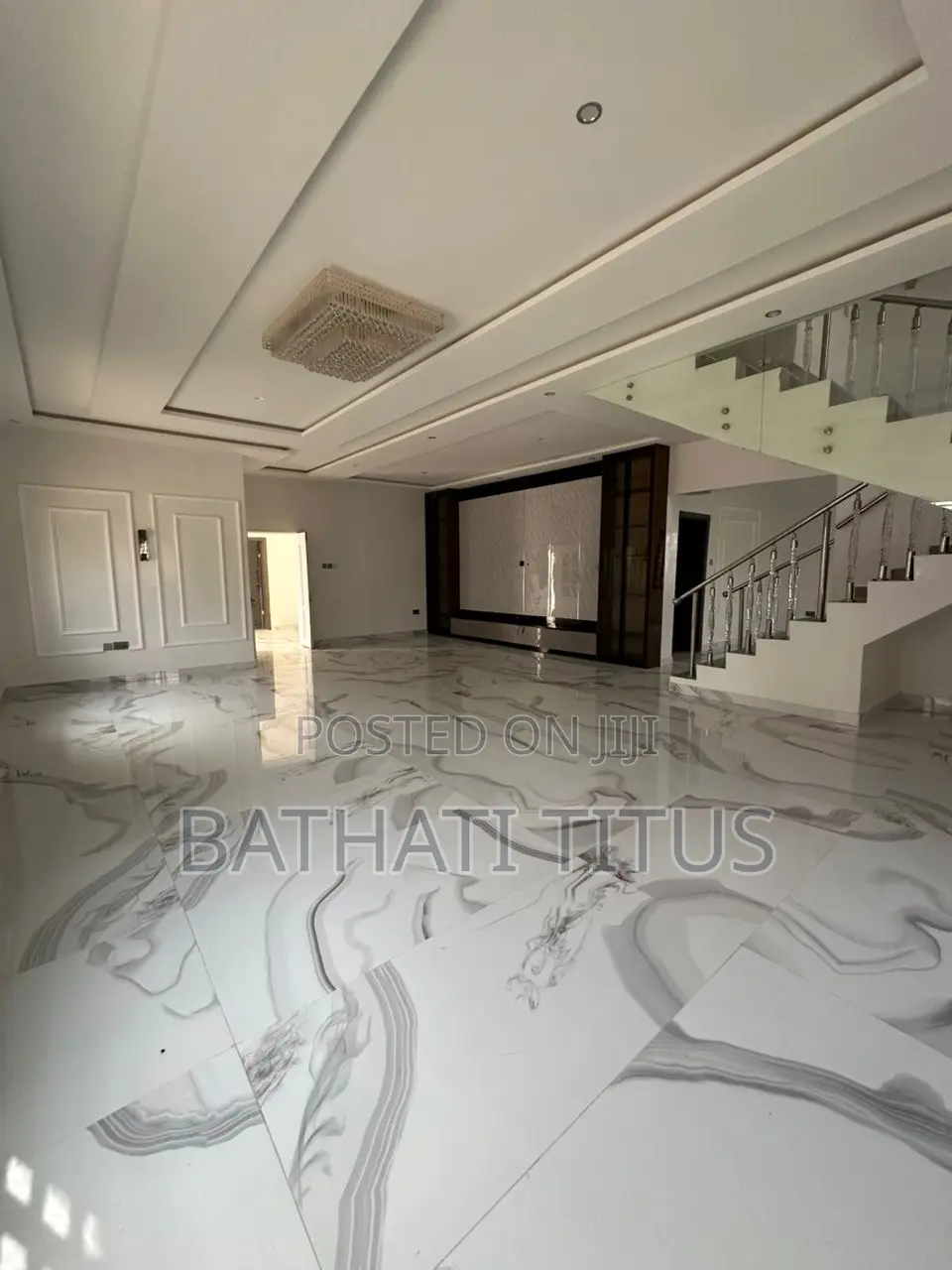 5bdrm Duplex in Life Camp for sale in Life Camp