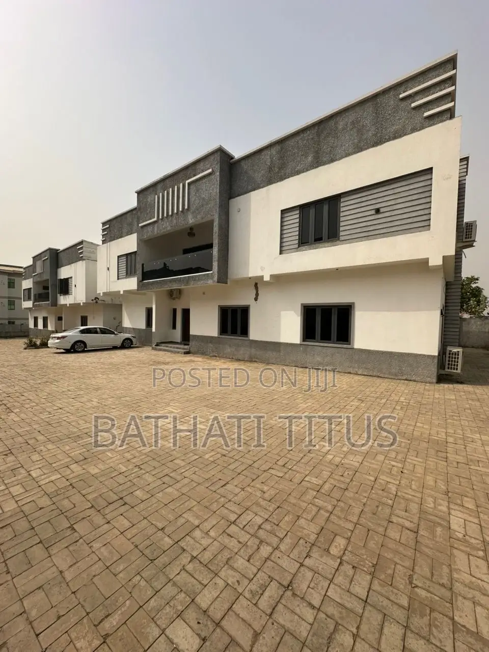 5bdrm Duplex in Life Camp for sale in Life Camp