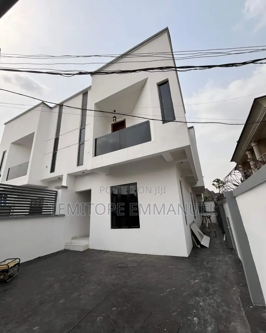 Furnished 4bdrm Duplex in Gbagada Lagos for sale in Gbagada