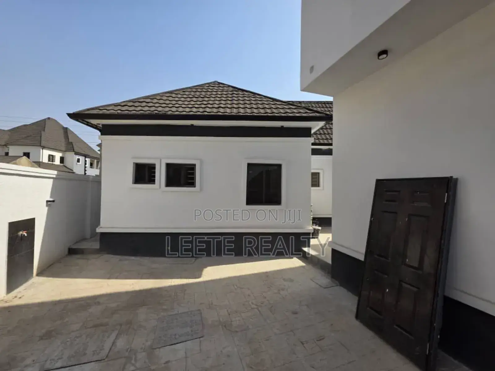 6bdrm Duplex in Lokogoma for sale in Lokogoma