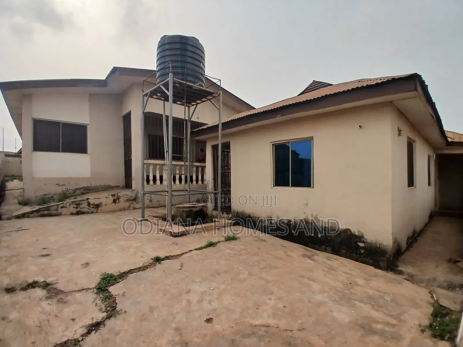6bdrm Bungalow in Yidi Arola, Apete, Ibadan for sale in Ibadan