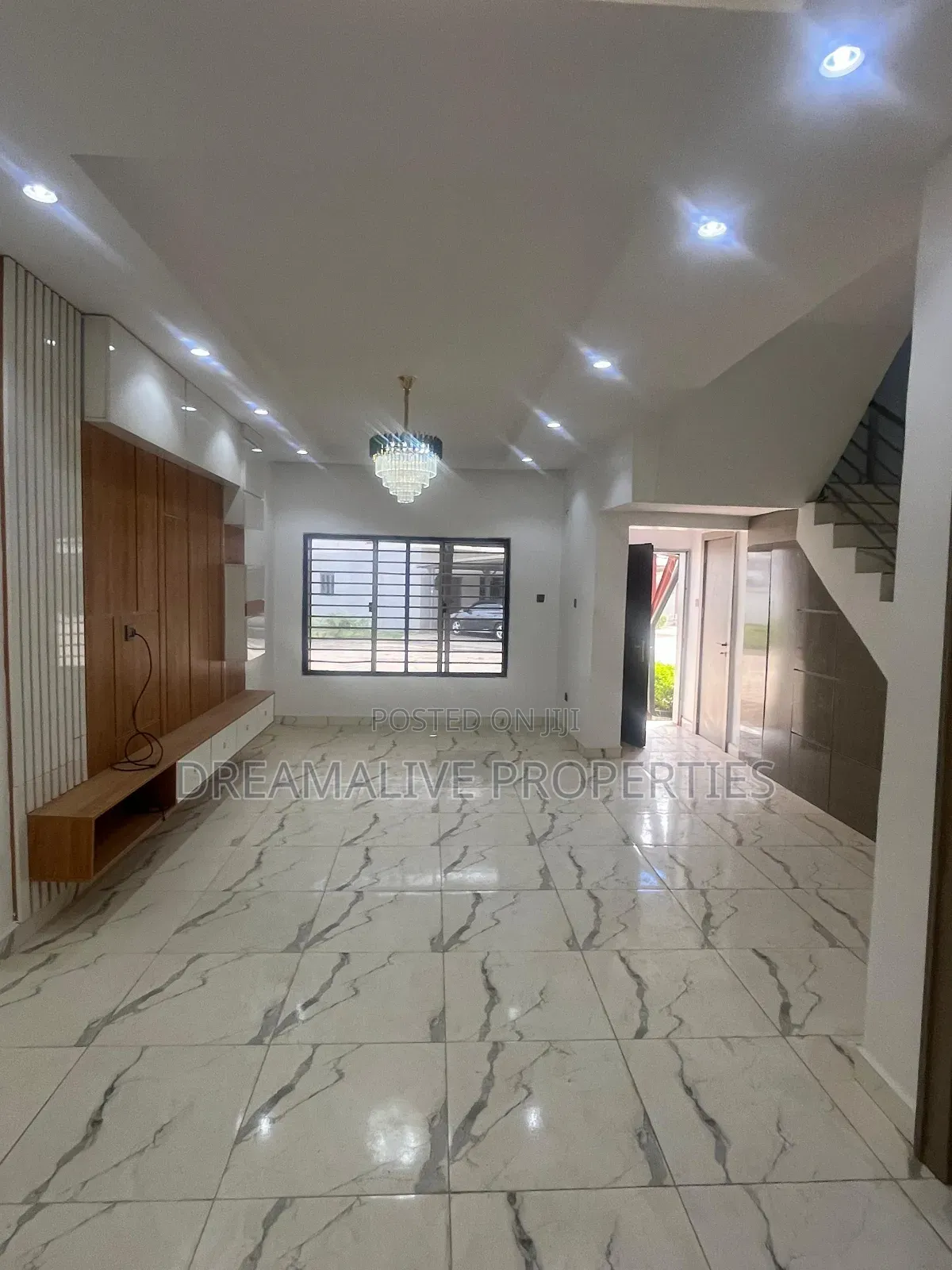 4bdrm Duplex in Jahi for sale in Jahi