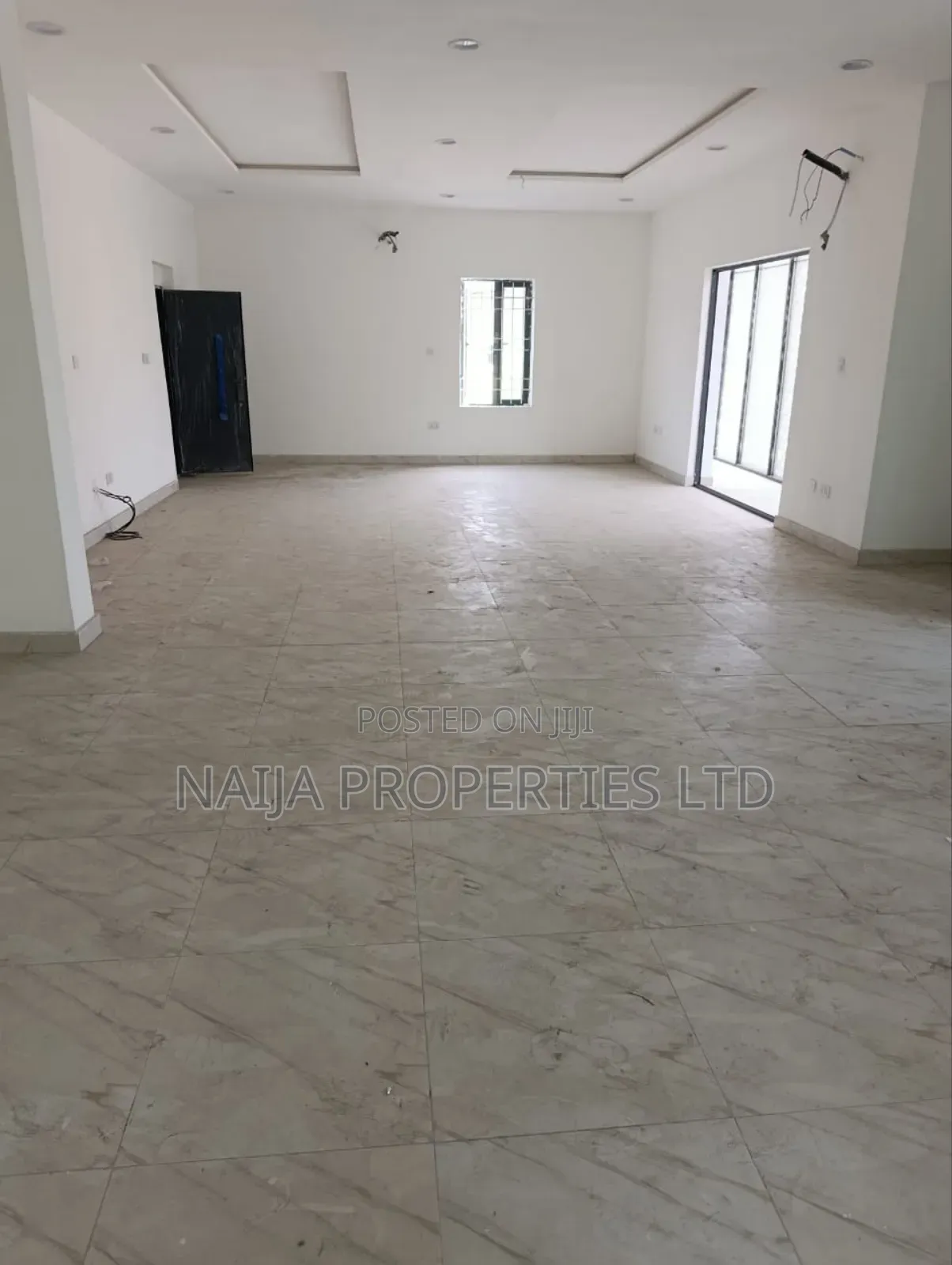 220sqm Office Space at Chevron, Lekki for Rent in Lekki