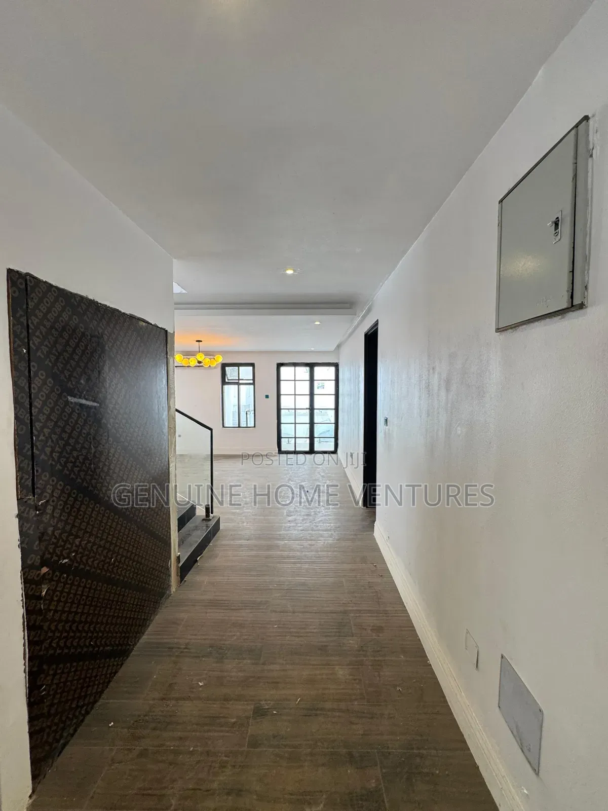 4bdrm Duplex in Banana Island for sale in Banana Island