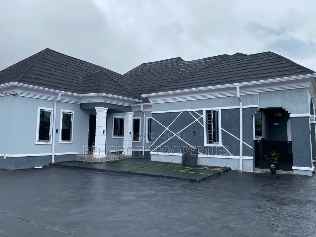 4bdrm Bungalow in Ateere, Akala Express for sale in Akala Express