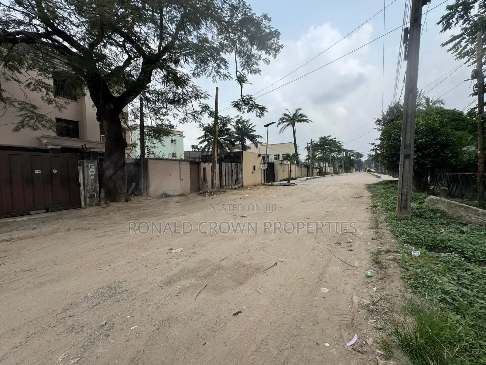 1000 SQM of Land With Demolishable Building in Ikeja GRA