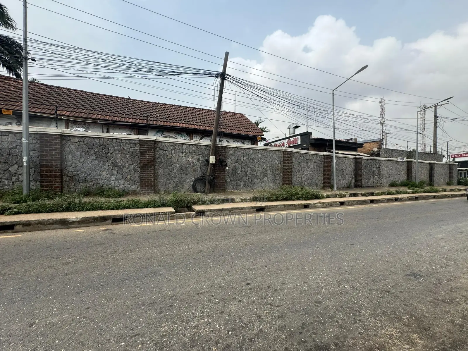 Corner Piece Land 1600sqm for Sale at Ikeja Gra in Ikeja GRA