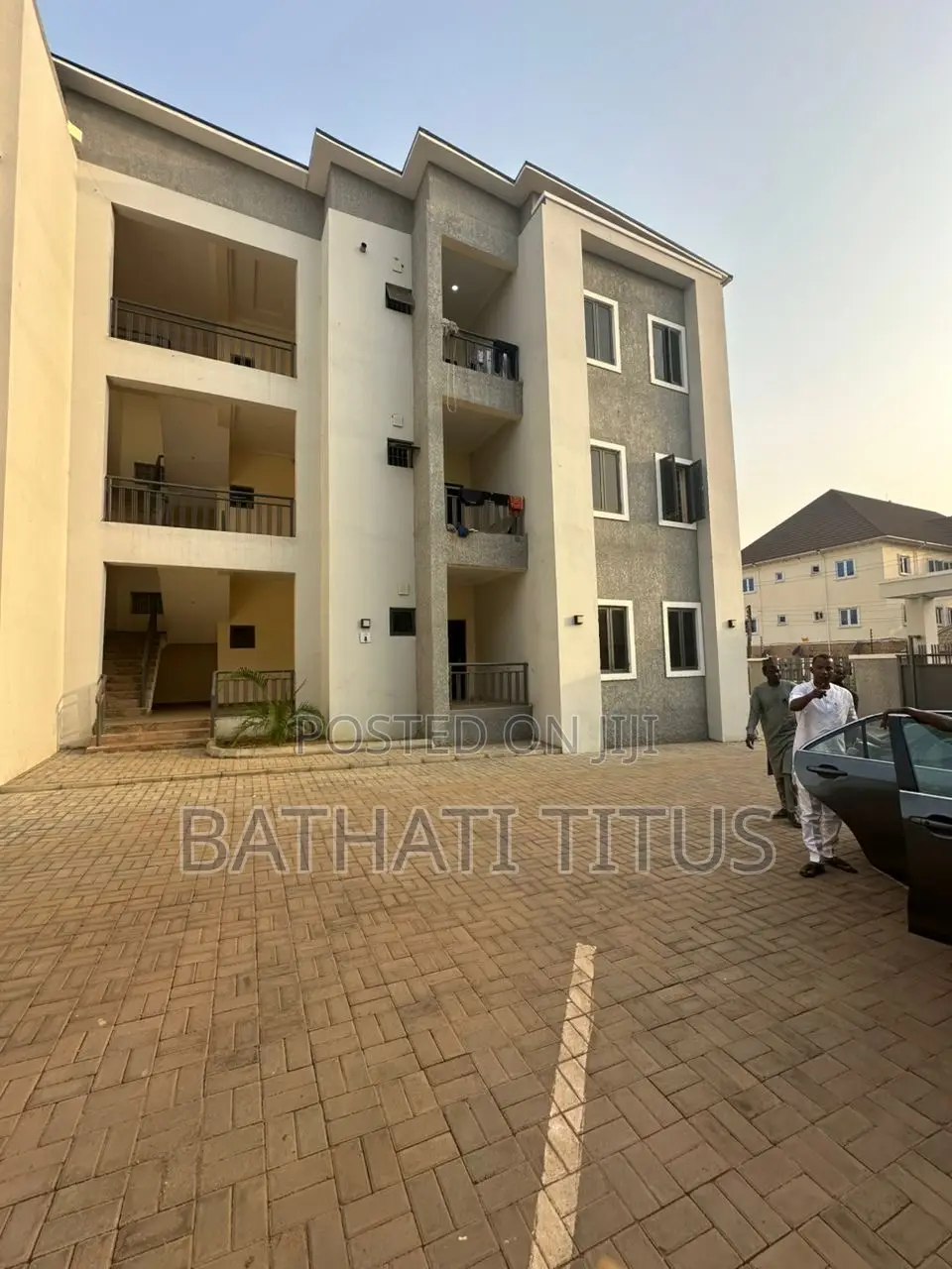 3bdrm Block of Flats in Durumi for sale in Durumi