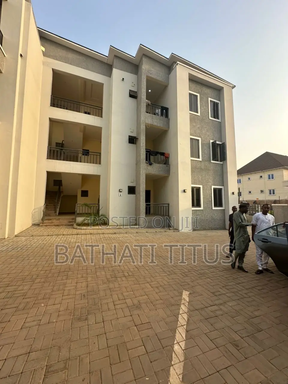 3bdrm Block of Flats in Durumi for sale in Durumi