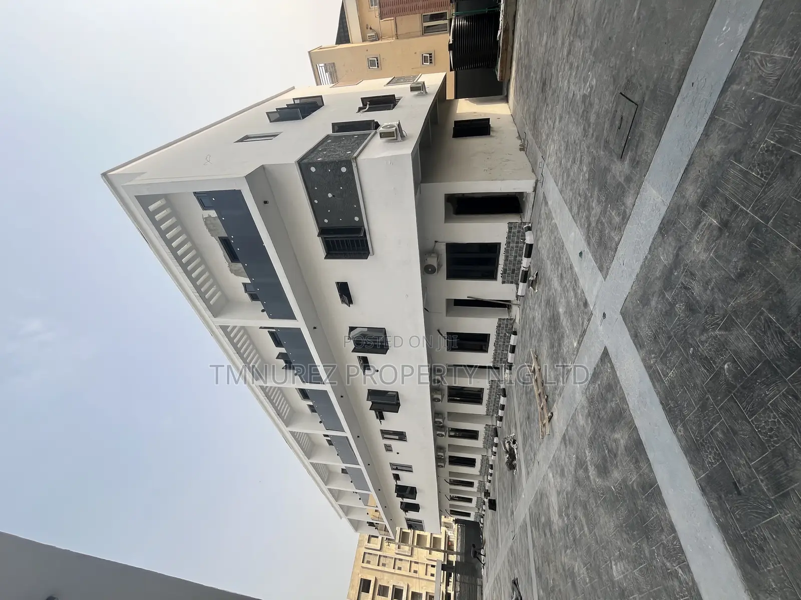 2bdrm Duplex in Off Freedom Way, Lekki for rent in Lekki