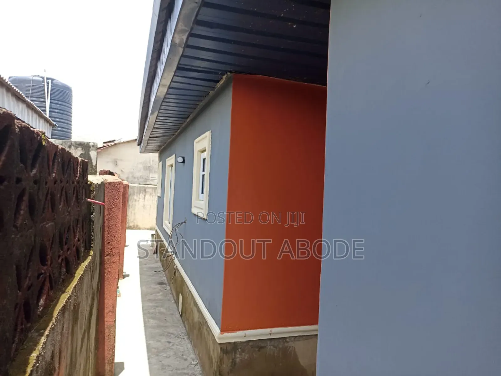 2bdrm Apartment in Ilupeju Estate Off for sale in Ijede / Ikorodu