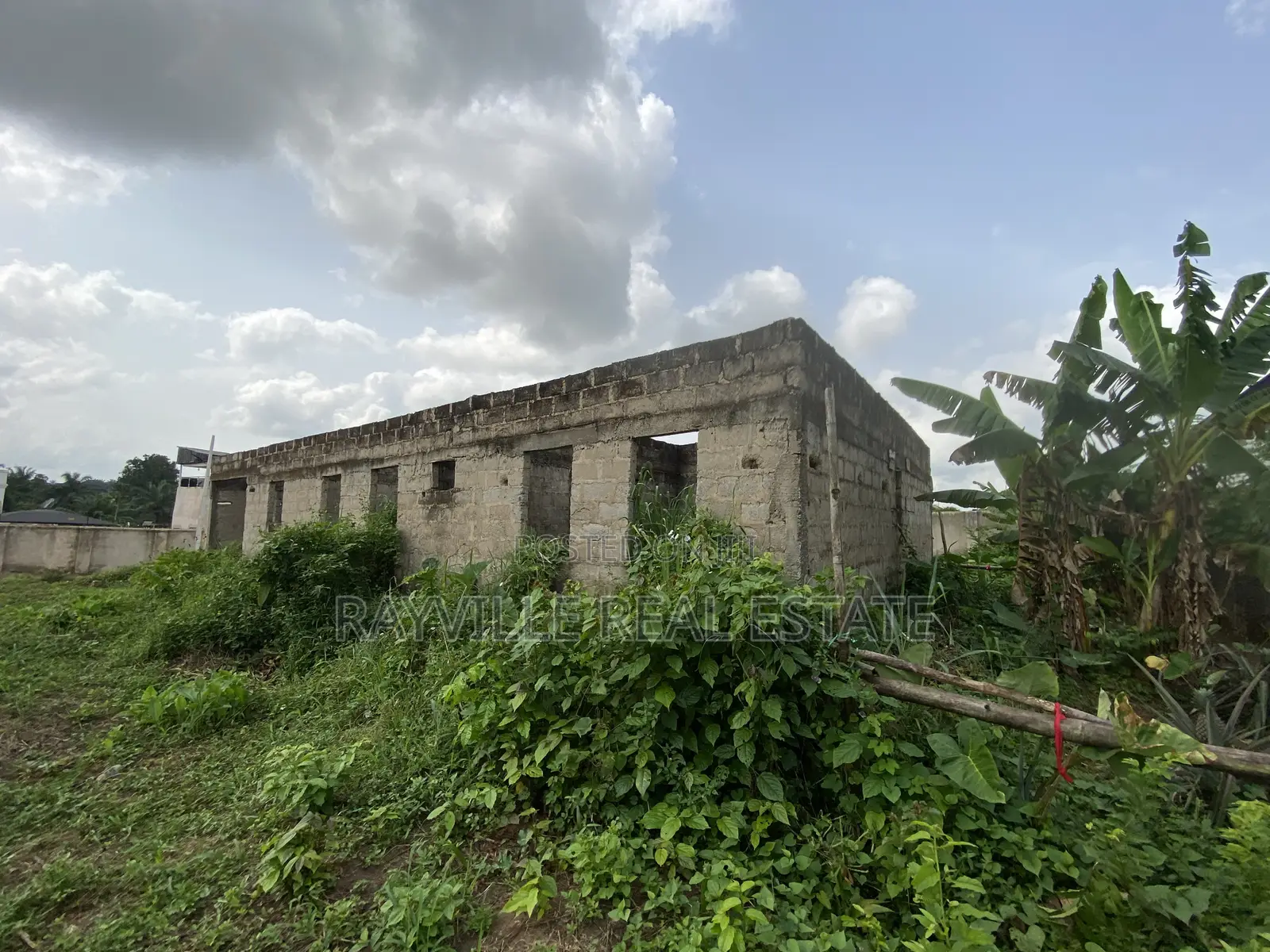 4bdrm Bungalow in Benin City for sale in Benin City