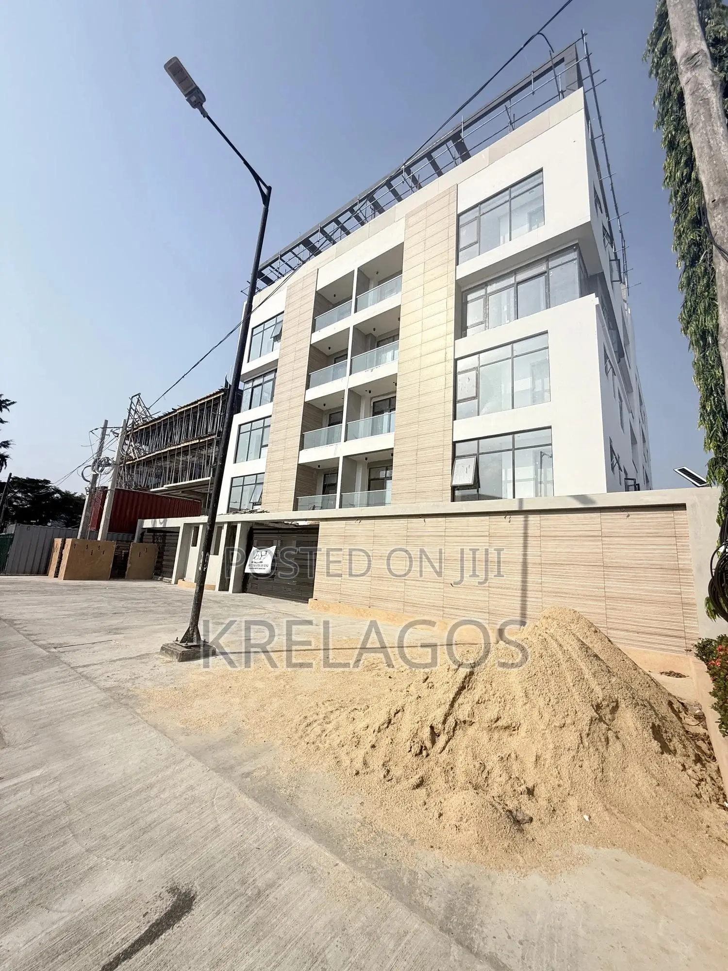 3bdrm Apartment in Lekki Phase 1 for sale in Lekki Phase 1