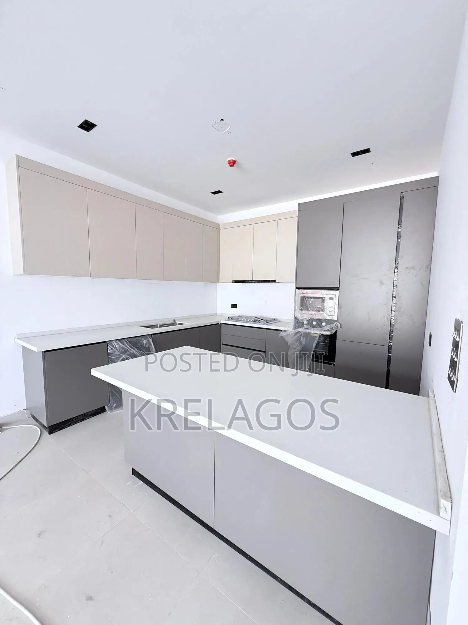 3bdrm Apartment in Lekki Phase 1 for sale in Lekki Phase 1