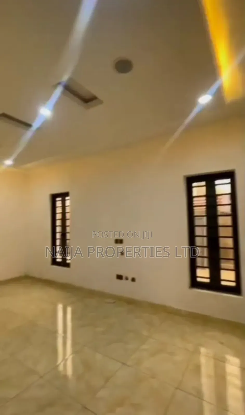 4bdrm Townhouse/Terrace in Harris Drive, Lekki for sale in Lekki