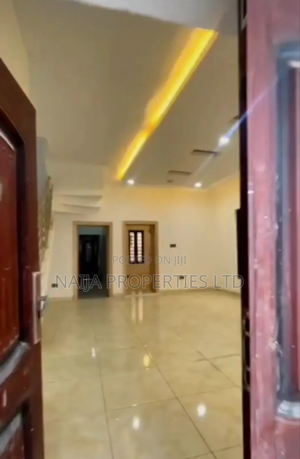 4bdrm Townhouse/Terrace in Harris Drive, Lekki for sale in Lekki