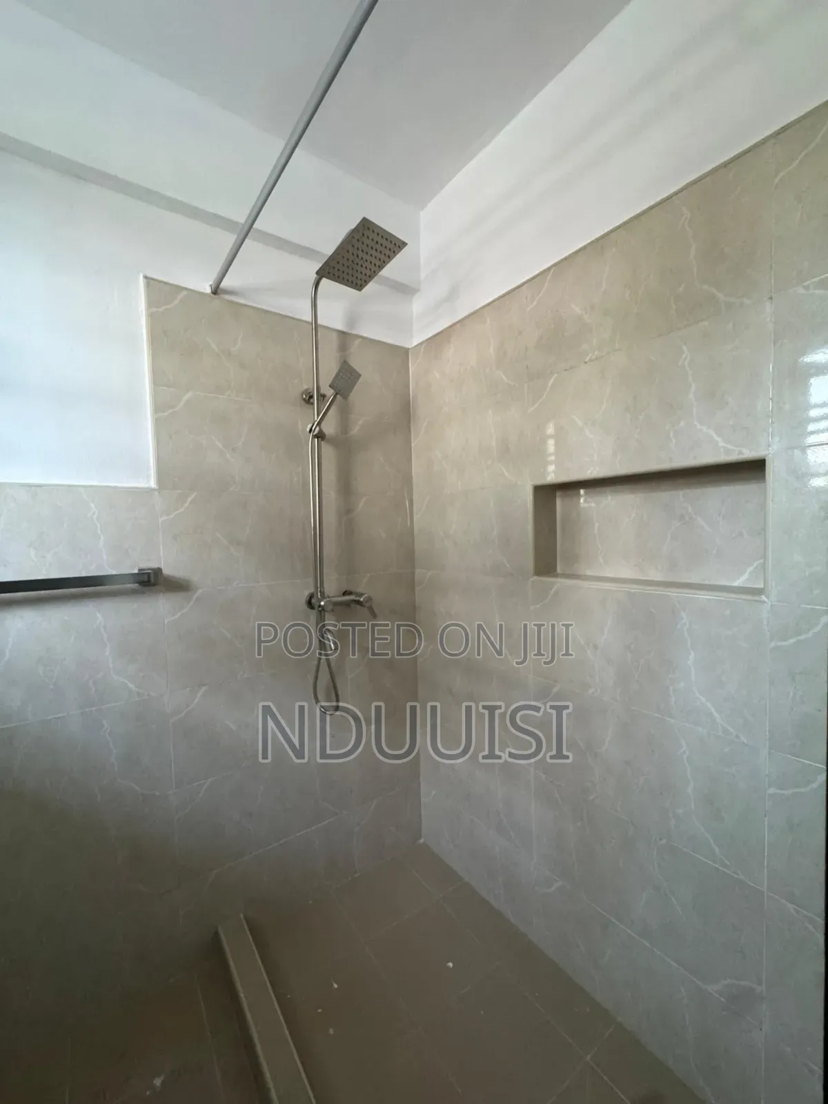 2bdrm Apartment in Osapa london for sale in Osapa london
