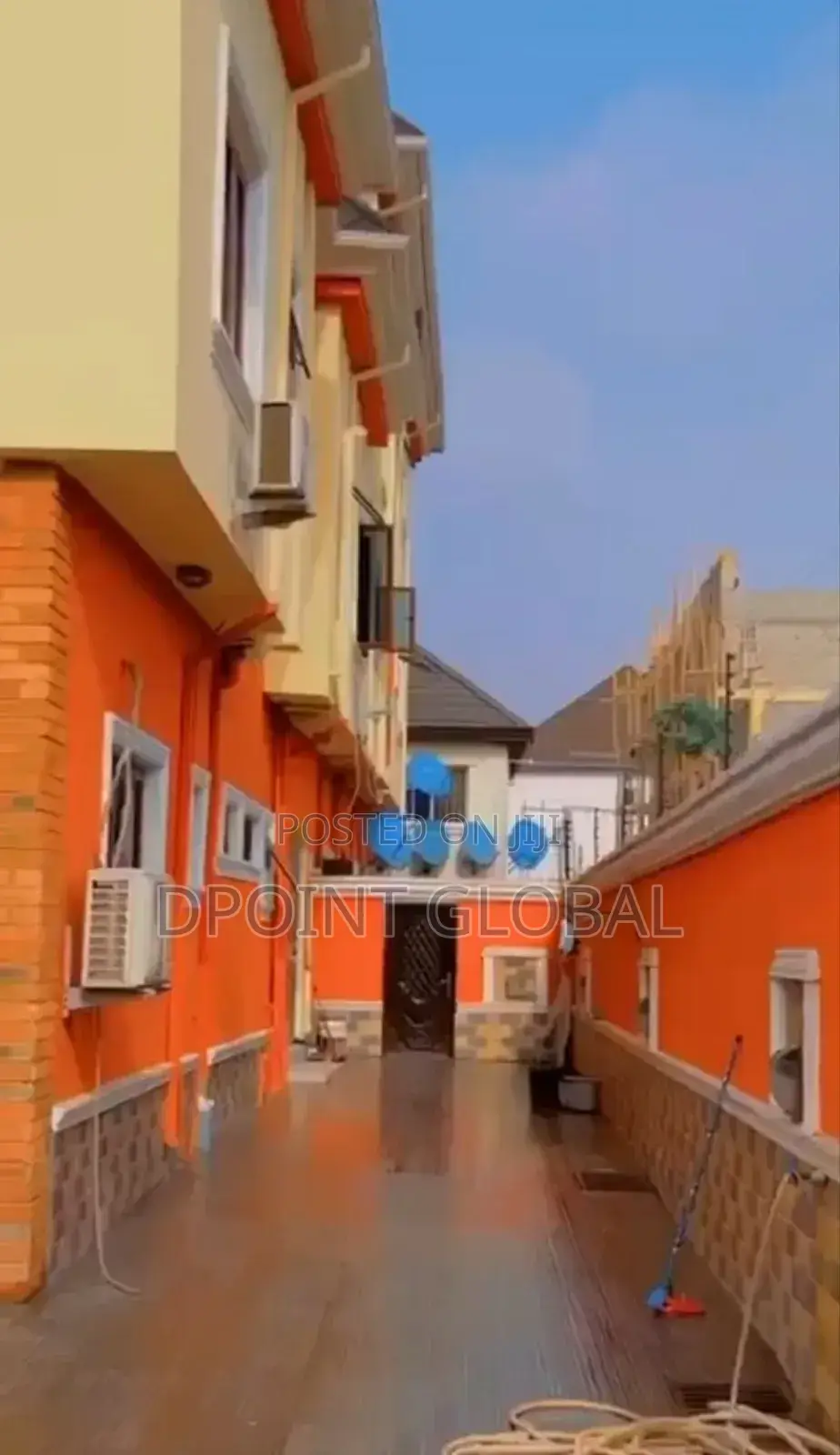 14bdrm Duplex in Hosana, Ago Palace for sale in Ago Palace