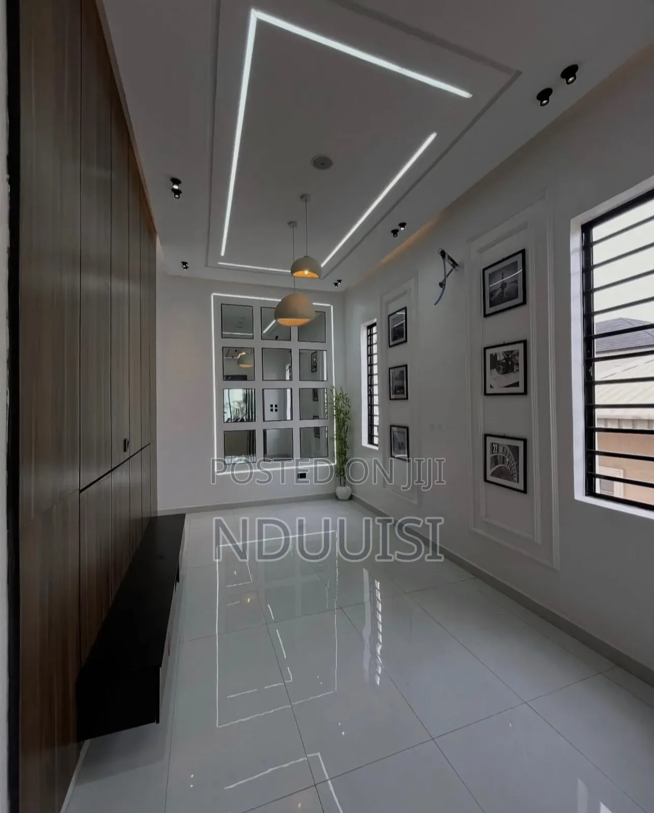 5bdrm Duplex in Ikota Villa Estate for sale in Ikota