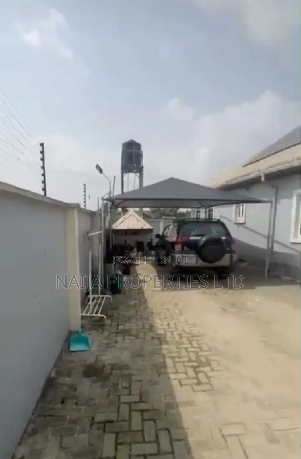 3bdrm Bungalow in Eputu, Awoyaya for sale in Awoyaya