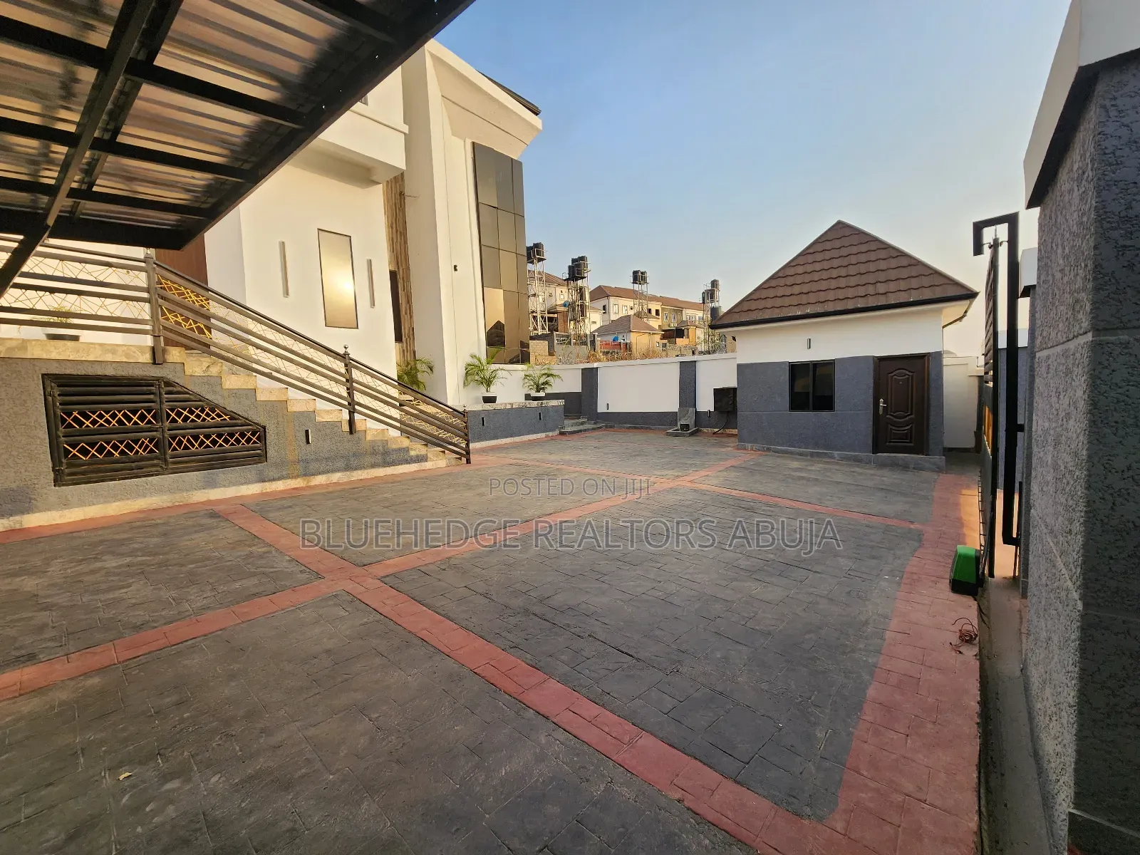 5bdrm Duplex in Asokoro for sale in Asokoro