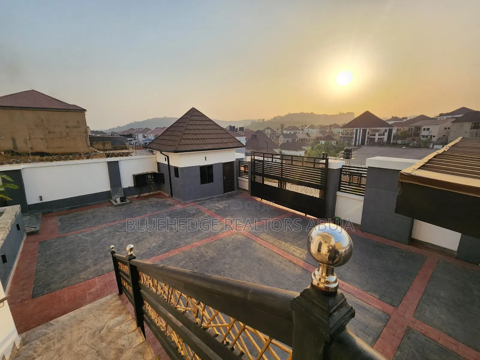 5bdrm Duplex in Asokoro for sale in Asokoro