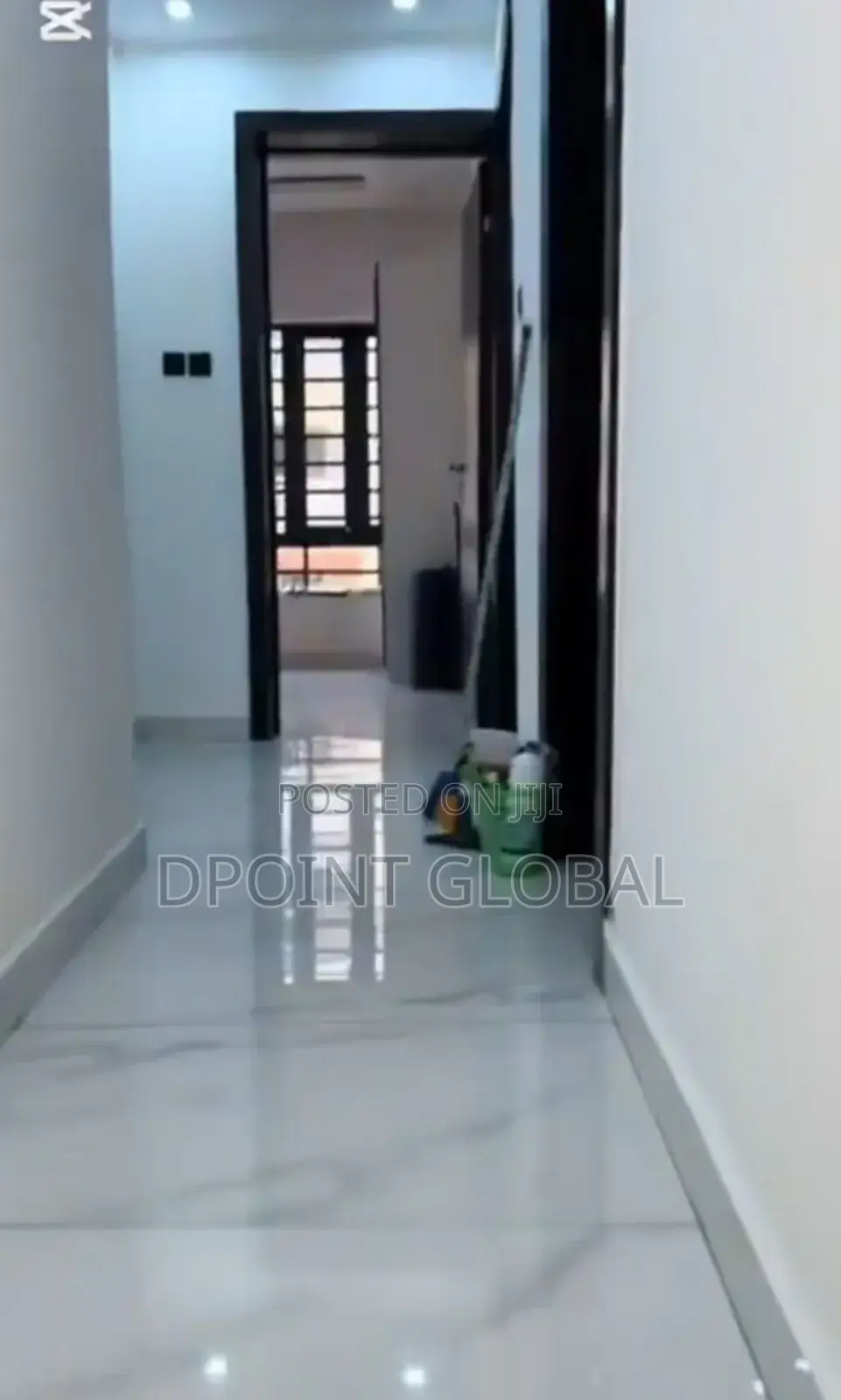 4bdrm Duplex in Omole Phase 2, Ikeja for sale in Ikeja