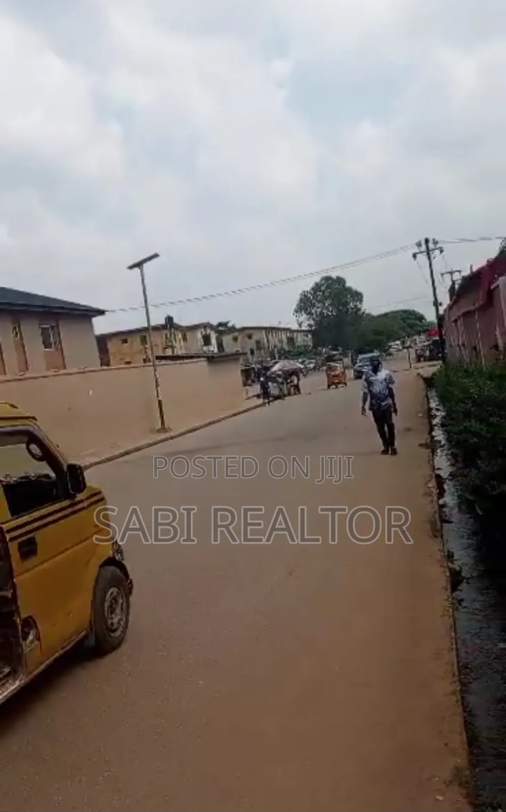 2 Half Plots of Land Suitable for Both Commercial Residential Use in Ipaja