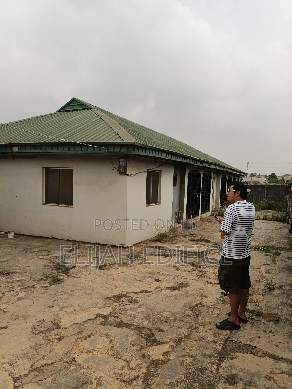 Furnished 5bdrm Bungalow in Omitoro, Ijede / Ikorodu for sale in Ijede / Ikorodu