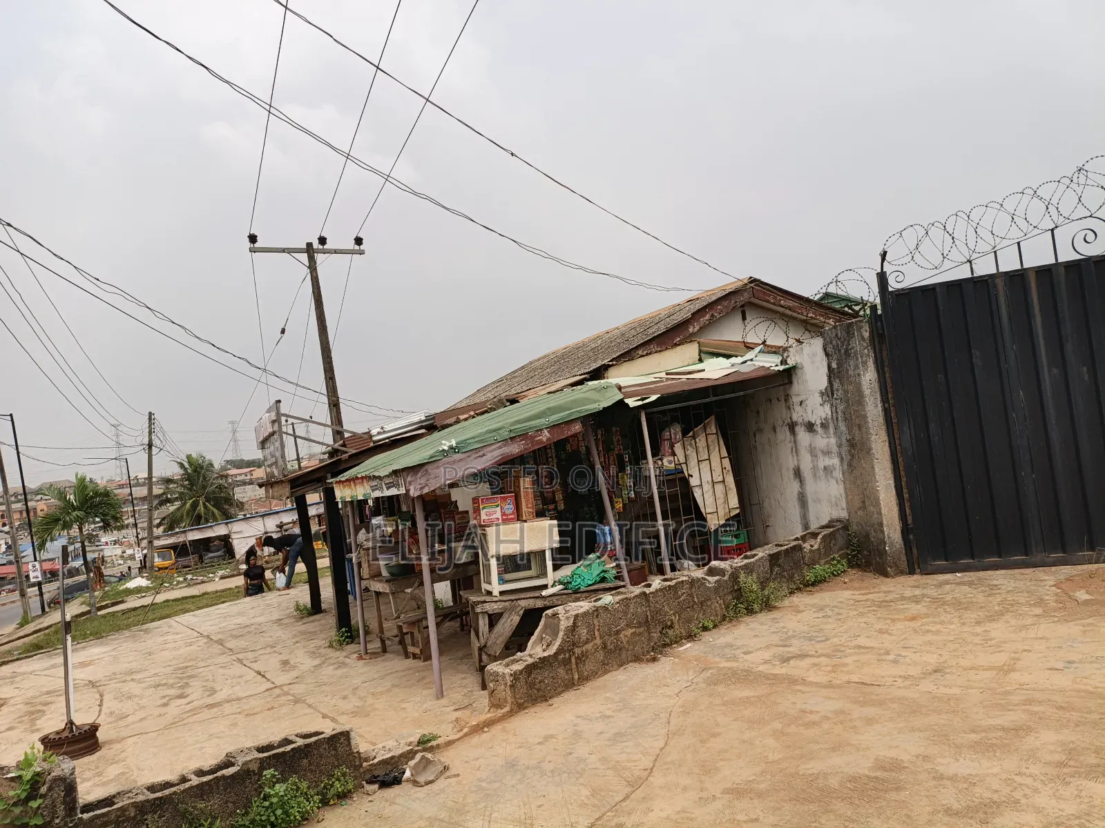 Furnished 5bdrm Bungalow in Omitoro, Ijede / Ikorodu for sale in Ijede / Ikorodu