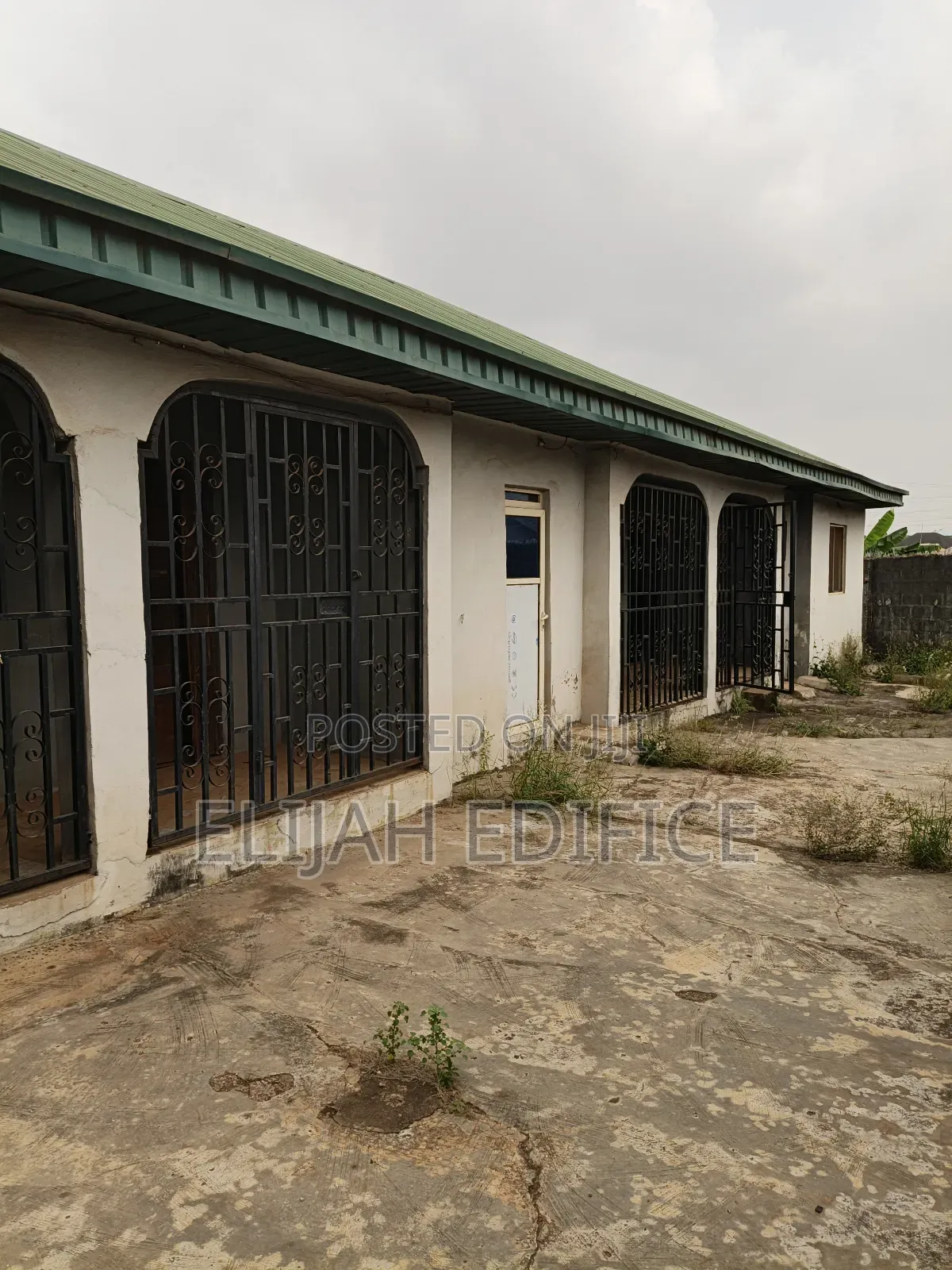 Facing Road Block F Flat Facing Main Ijede Road,Ikorodu for Commercial in Ijede / Ikorodu