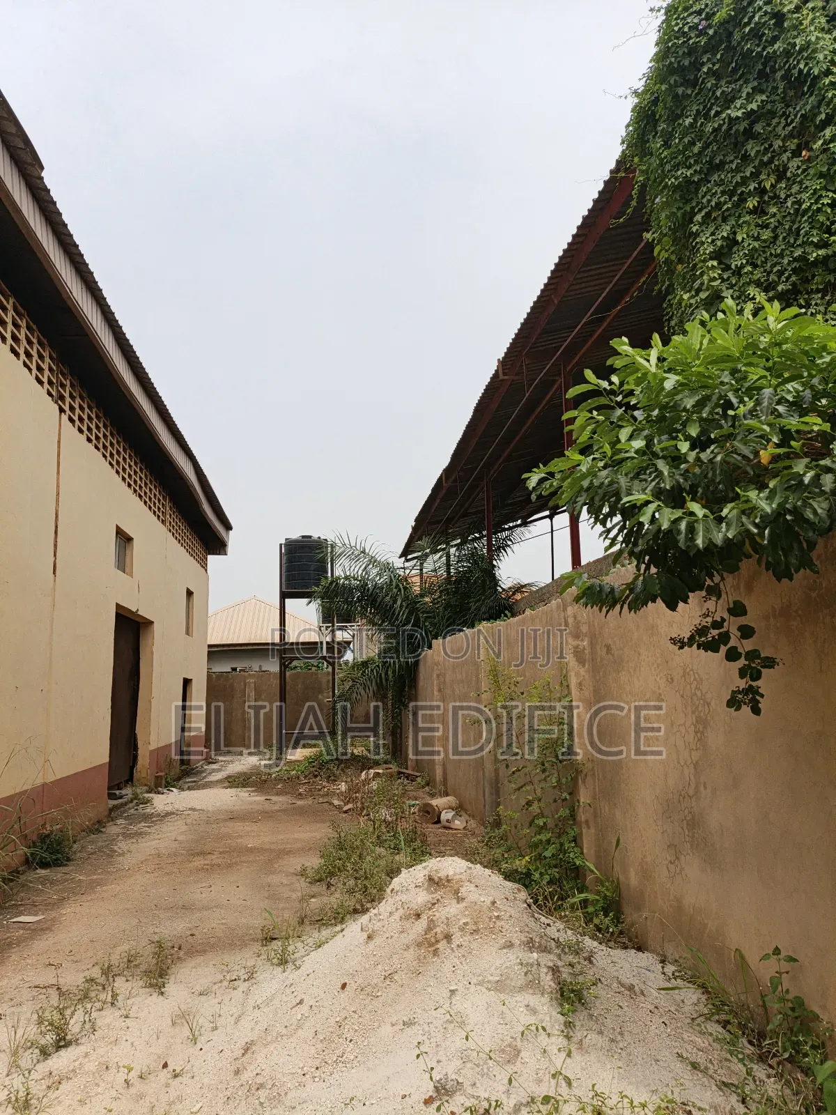 Facing Road Warehouse Facing New Busy Gberigbe Road Ikorodu With Shops in Ijede / Ikorodu