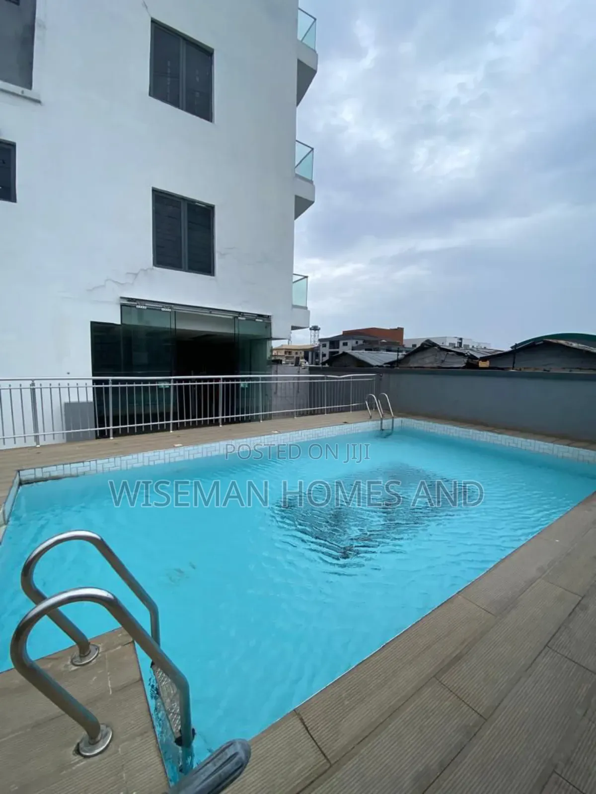 3bdrm Apartment in Lekki Phase 1 for sale in Lekki