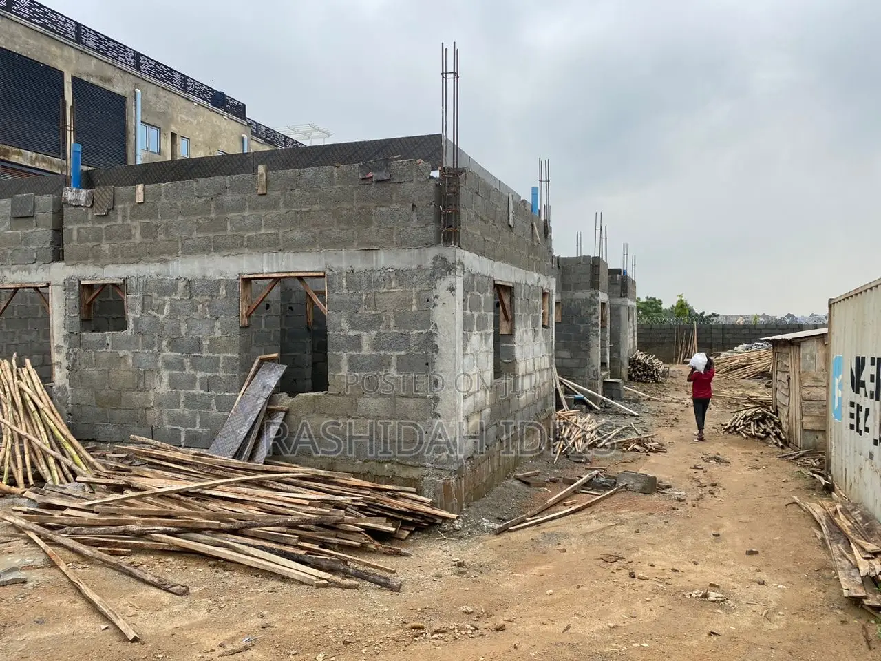 4bdrm Penthouse in Jahi for sale in Jahi