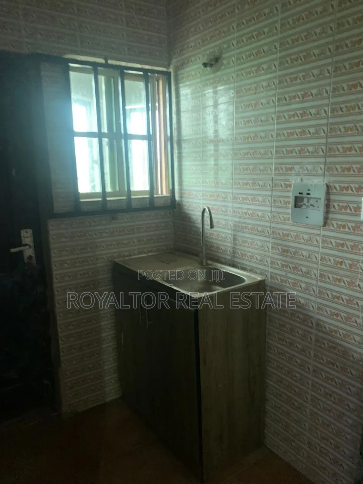 1bdrm Apartment in Royaltor Real Estate, Benin City for rent in Benin City